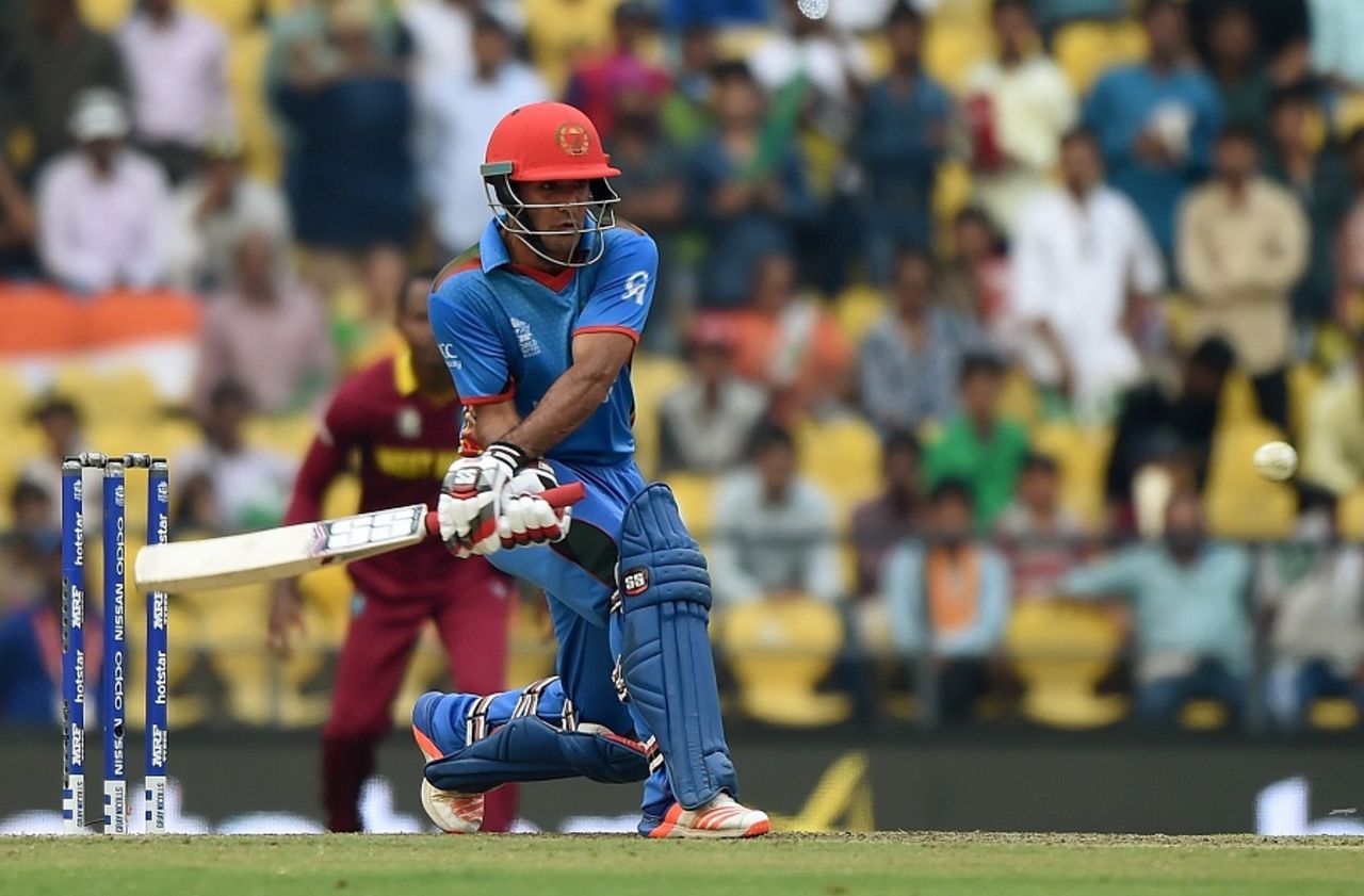 Najibullah Zadran shapes up to play a reverse sweep, Afghanistan v West Indies, World T20 2016, Group 1, Nagpur, March 27, 2016