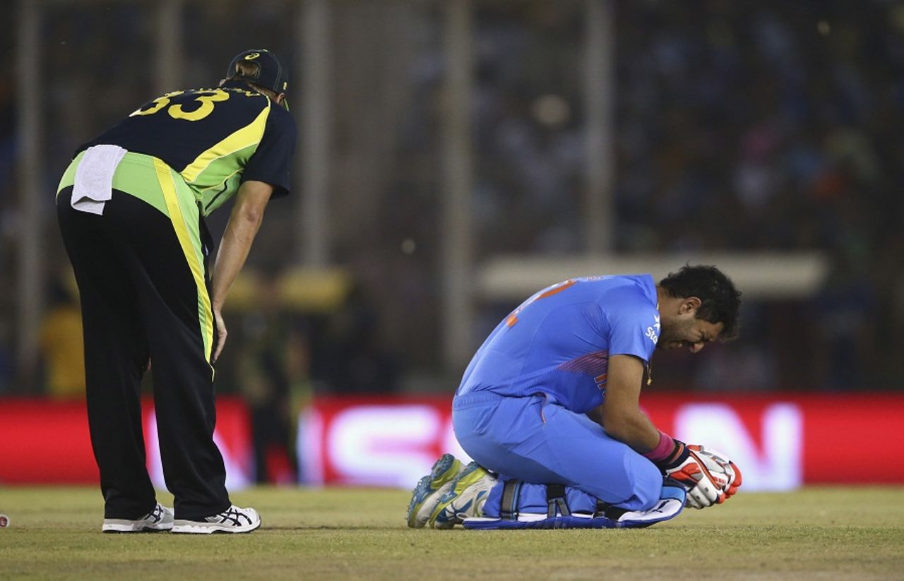 Yuvraj Singh picked up an ankle injury during his innings, Australia v India, World T20 2016, Group 2, Mohali, March 27, 2016