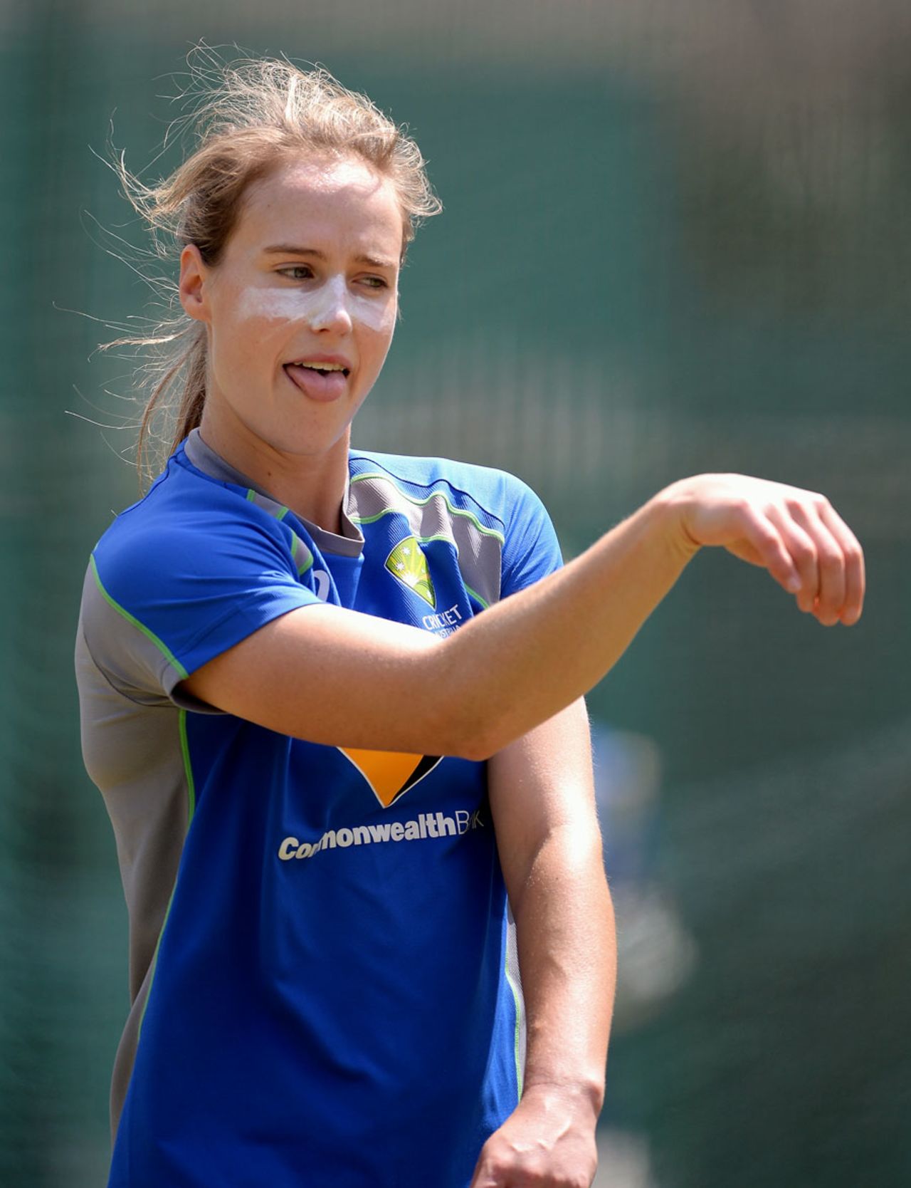 Ellyse Perry has some fun at training, Delhi, March 29, 2016