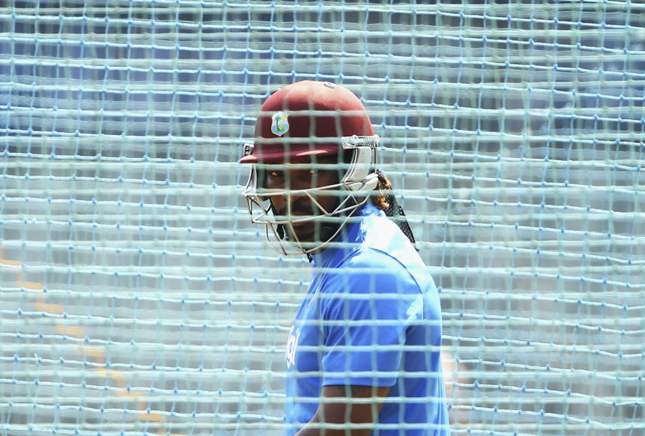 Chris Gayle means business even at training, India v West Indies, World T20 2016 semi-final, Mumbai, March 30, 2016