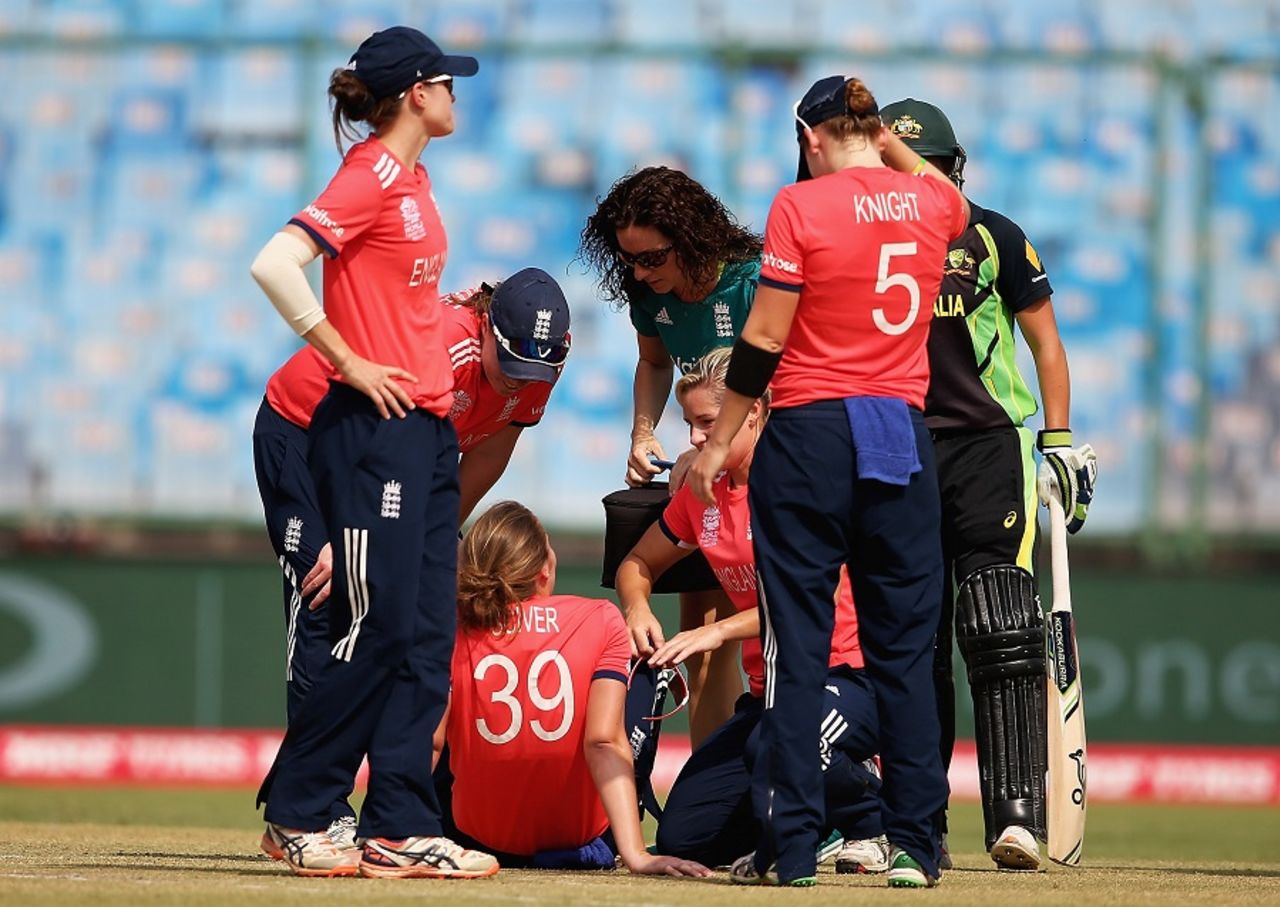 Natalie Sciver is attended to after being hit, Australia v England, Women's World T20 2016, 1st semi-final, Delhi, March 30, 2016