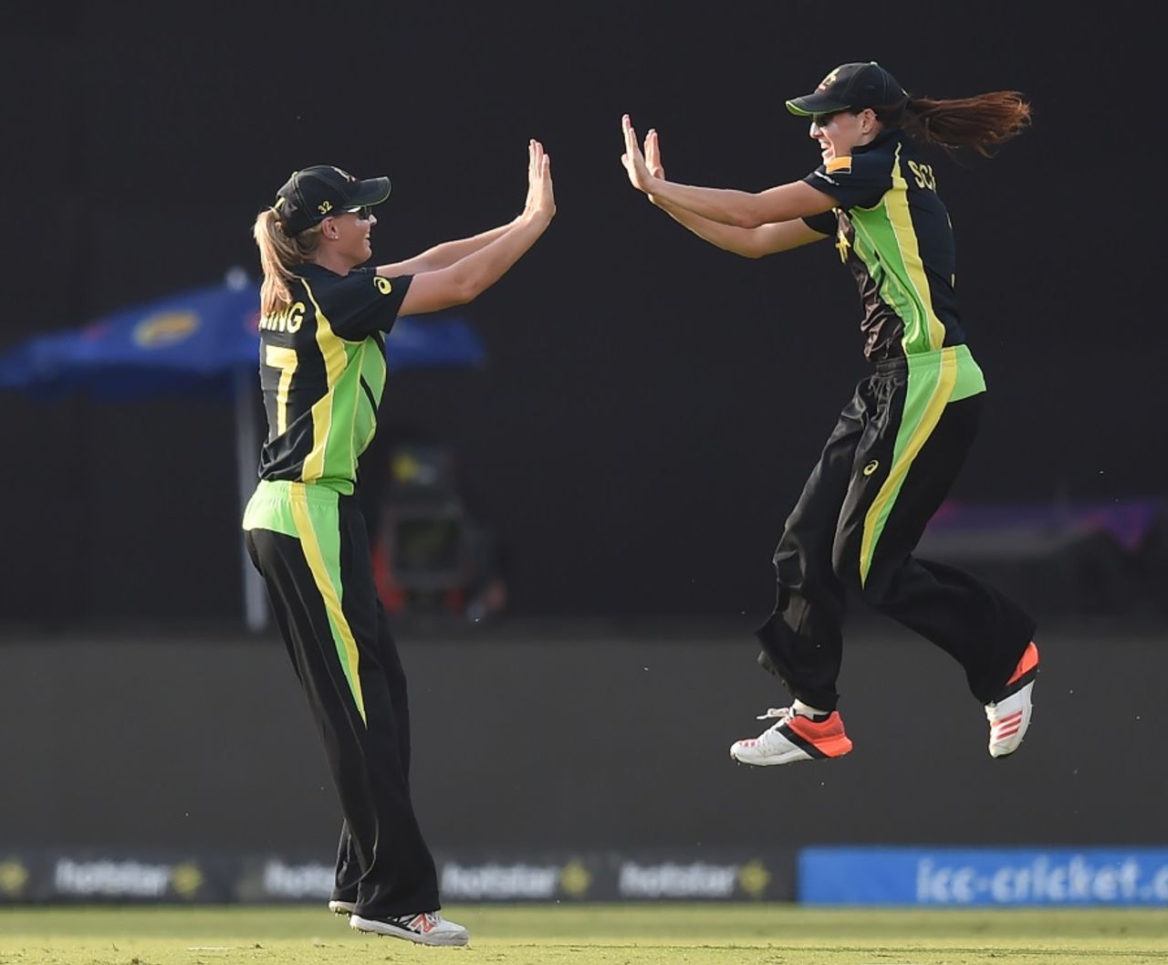 Megan Schutt and Meg Lanning celebrate Australia's win, Australia v England, Women's World T20 2016, 1st semi-final, Delhi, March 30, 2016