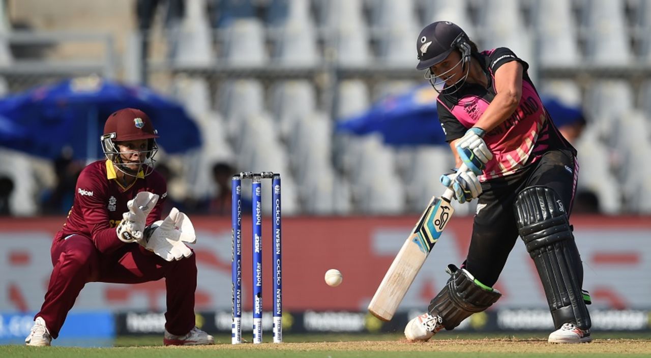 Suzie Bates eyes the off side, New Zealand v West Indies, Women's World T20, semi-final, Mumbai, March 31, 2016
