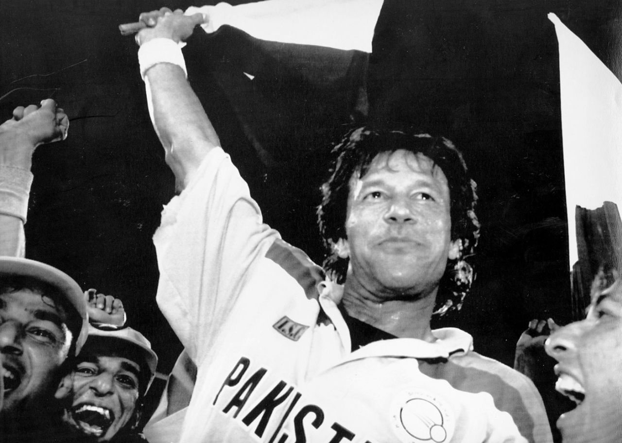 Imran Khan and his team-mates celebrate the World Cup win, Melbourne, March 25,1992