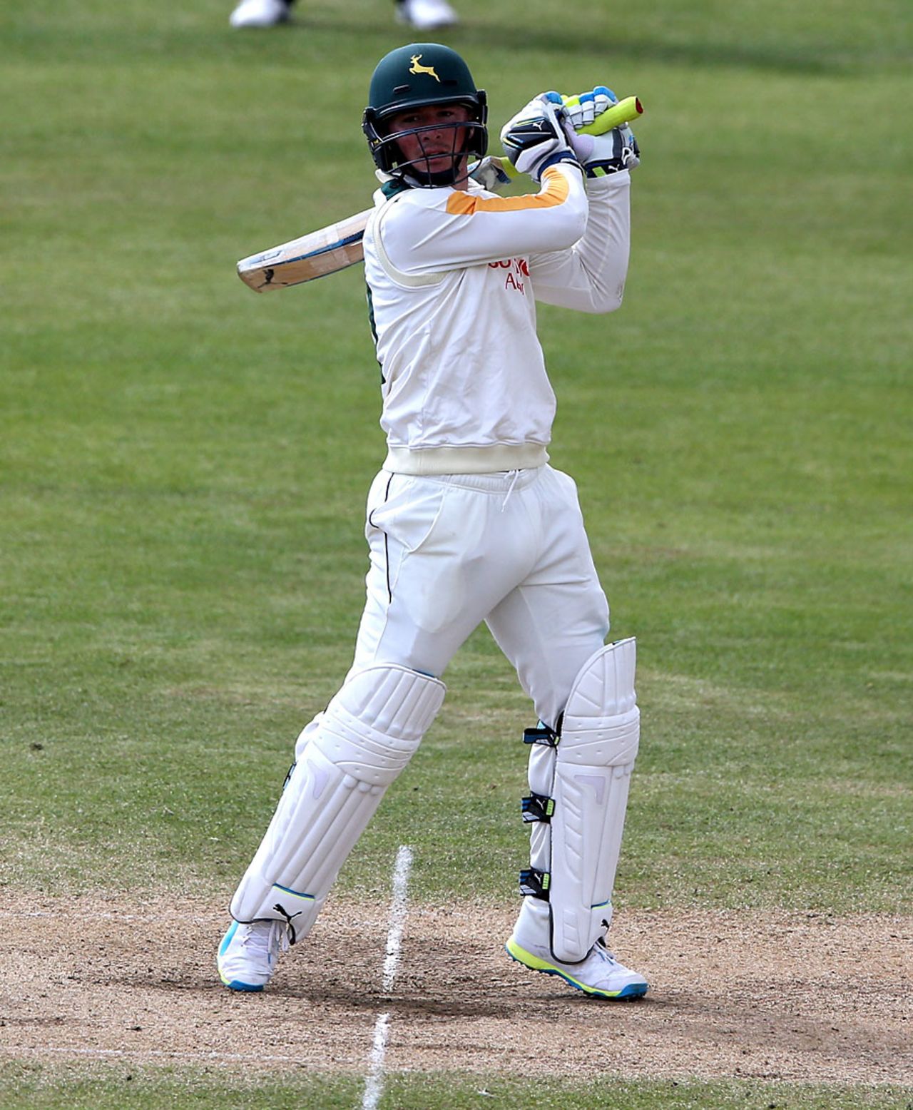 Greg Smith anchored Nottinghamshire's nervous chase, Nottinghamshire v Surrey, Specsavers County Championship, Division One, Trent Bridge, 4th day, April 13, 2016