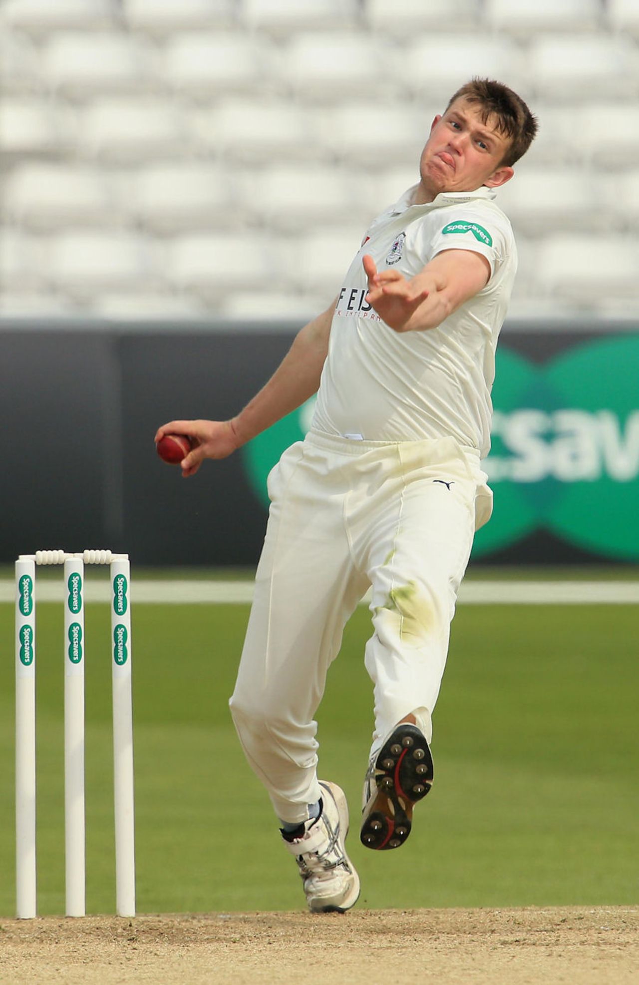 Josh Shaw took four wickets on his Gloucestershire debut, Essex v Gloucestershire, Chelmsford, April 11, 2016