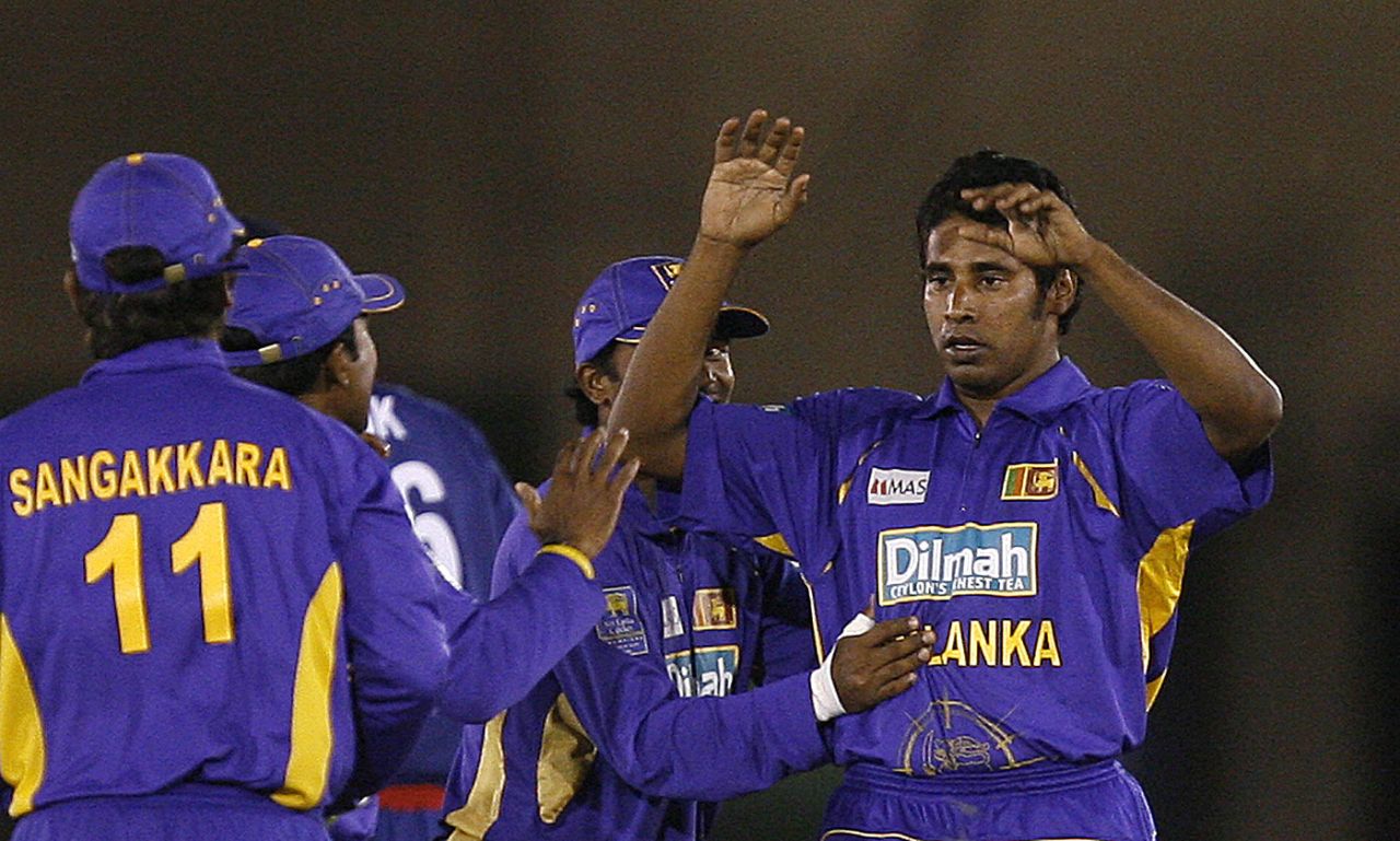 Chaminda Vaas celebrates a wicket, Sri Lanka v England, 3rd ODI, Dambulla, October 7, 2007
