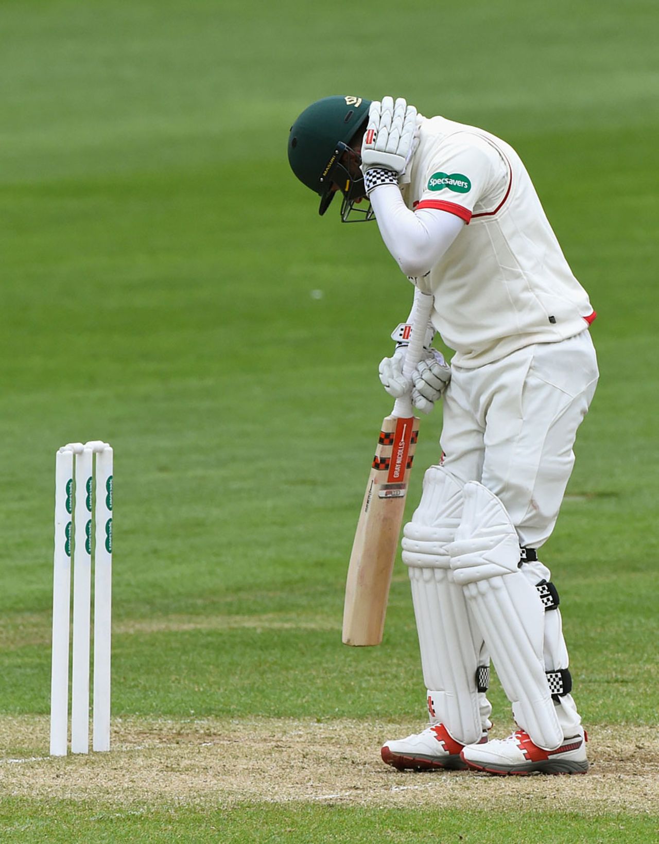 Paul Horton took a blow on the back of the head, Glamorgan v Leicestershire, Specsavers County Championship, Division Two, Cardiff, 2nd day, April 18, 2016