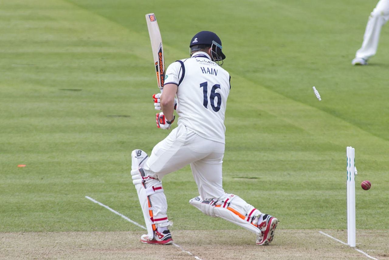 Sam Hain fell to Steven Finn, Middlesex v Warwickshire, Specsavers County Championship, Division One, Lord's, 2nd day, April 18, 2016
