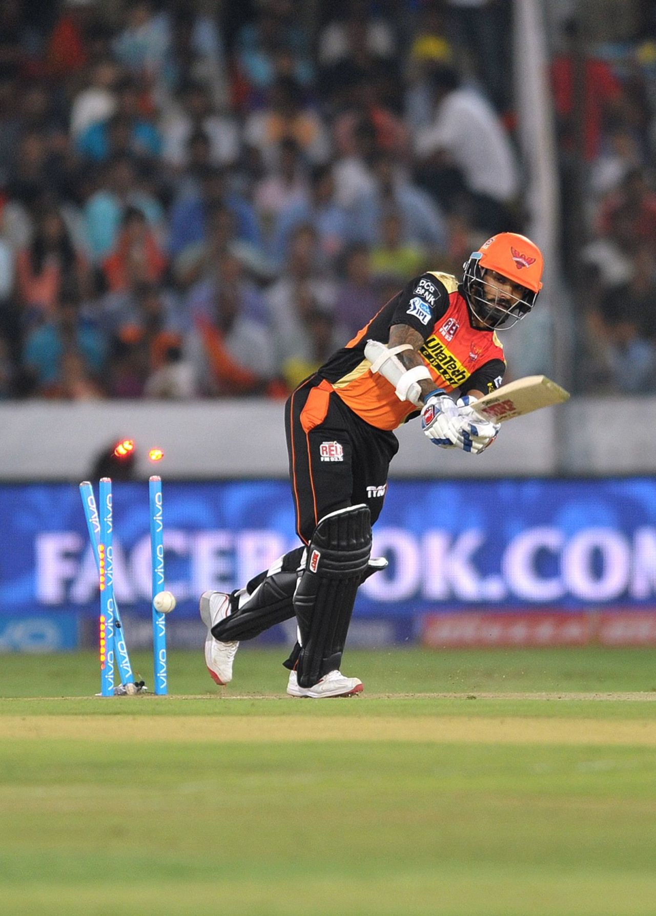 Shikhar Dhawan is bowled by Tim Southee, Sunrisers Hyderabad v Mumbai Indians, IPL 2016, Hyderabad, April 18, 2016