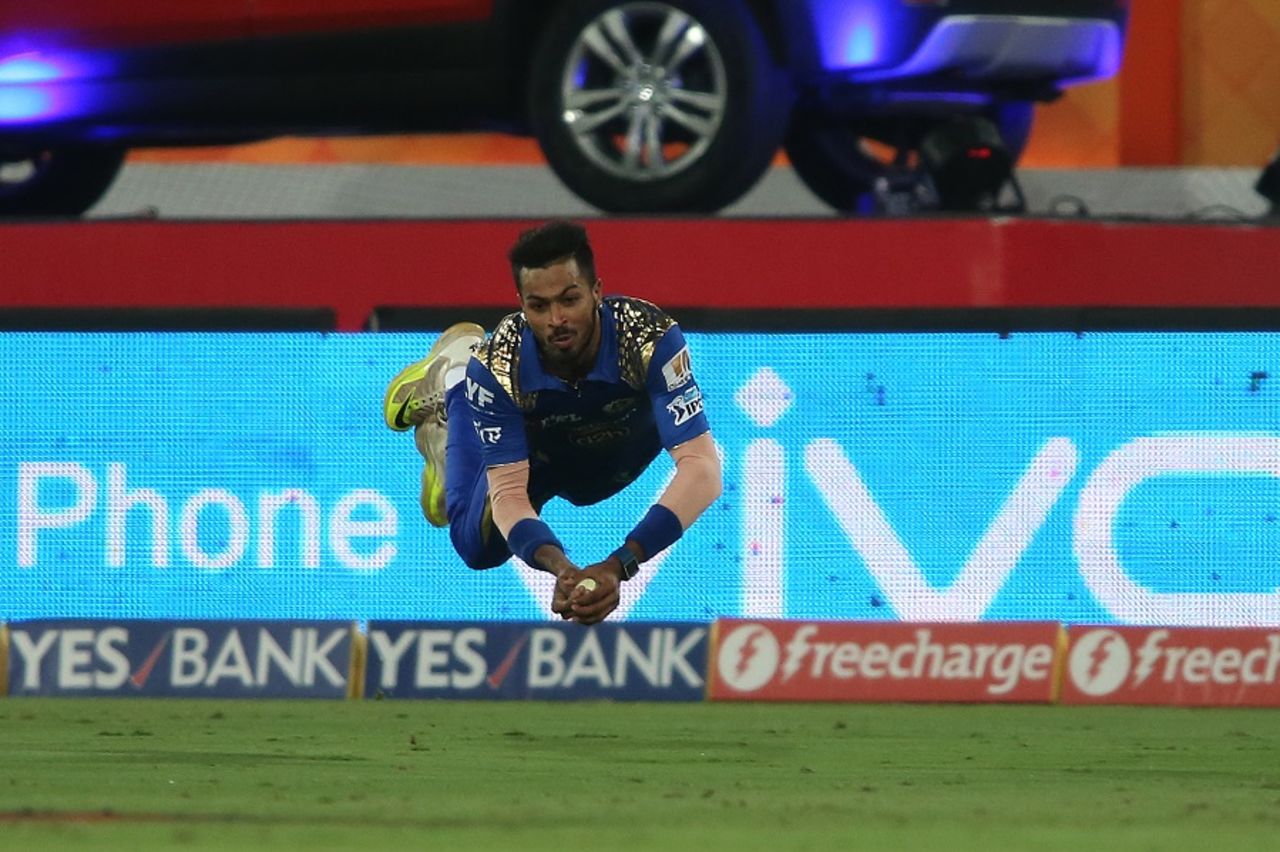 Hardik Pandya took a brilliant catch, running in from deep mid wicket, to dismiss Eoin Morgan, Sunrisers Hyderabad v Mumbai Indians, IPL 2016, Hyderabad, April 18, 2016