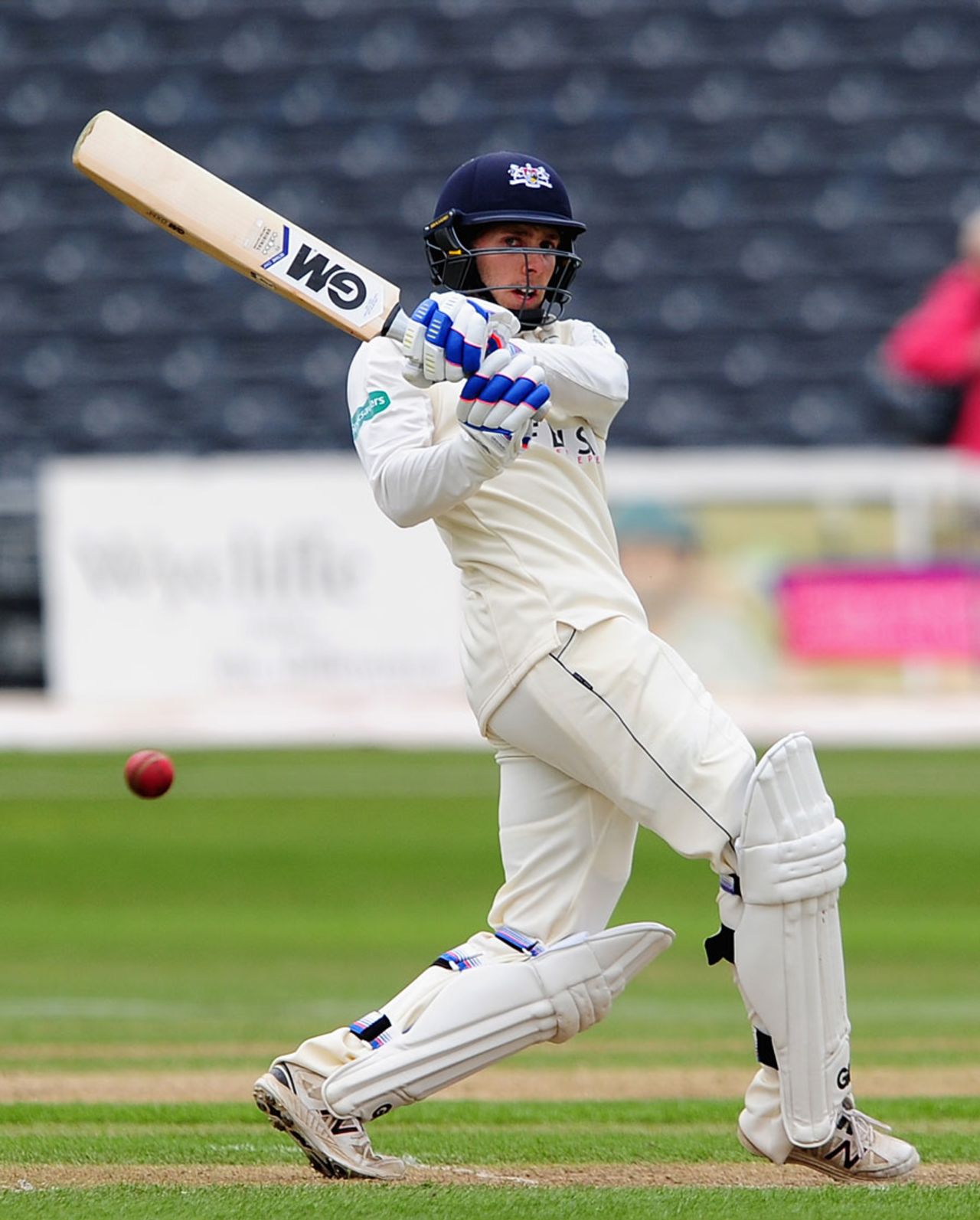 Chris Dent's hundred helped forge Gloucestershire's strong reply, Gloucestershire v Derbyshire, County Championship, Division Two, Bristol, 3rd day, April 19, 2016