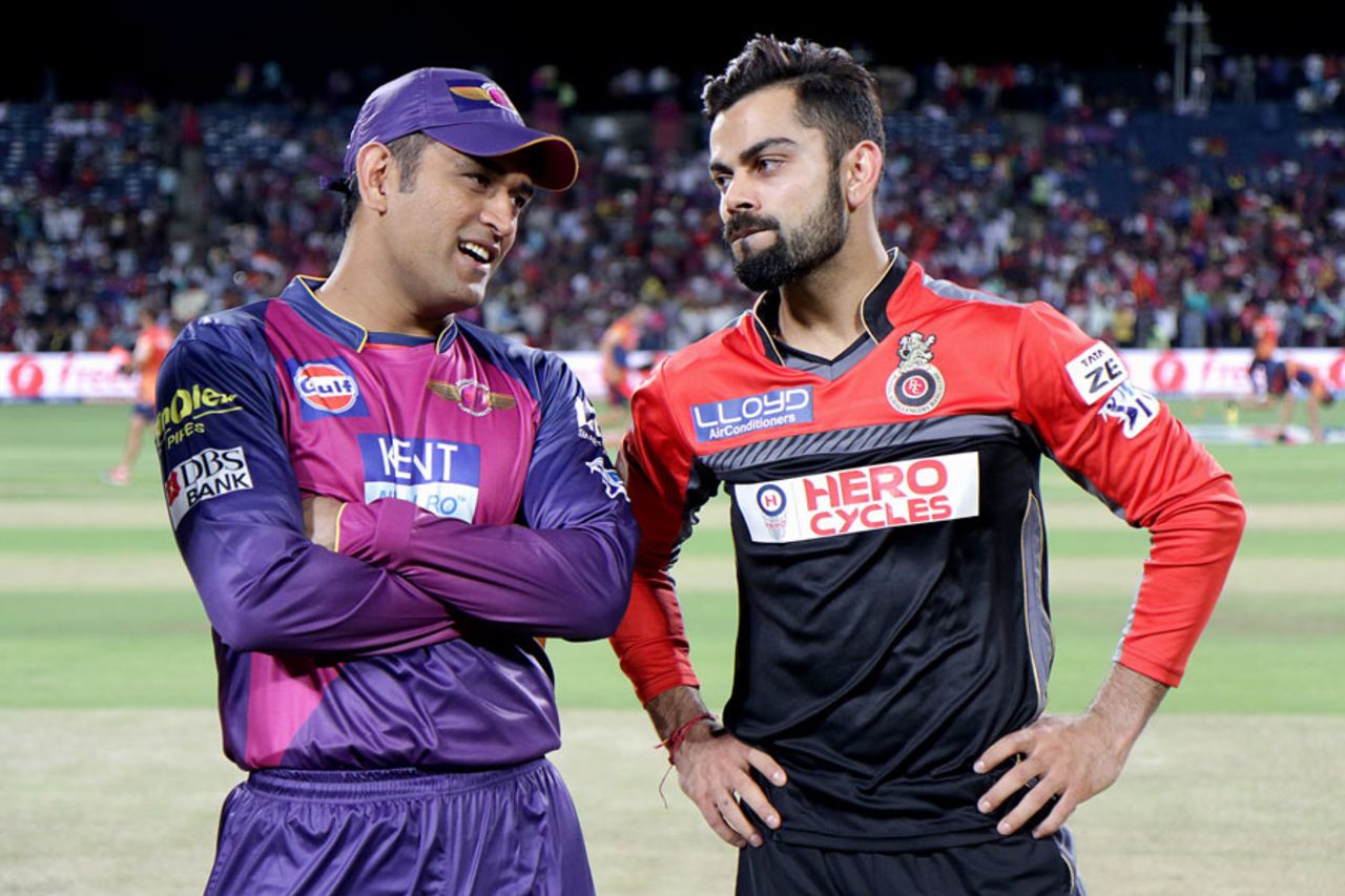 MS Dhoni and Virat Kohli have a chat ahead of the game, Rising Pune Supergiants v Royal Challengers Bangalore, IPL 2016, Pune, April 22, 2016