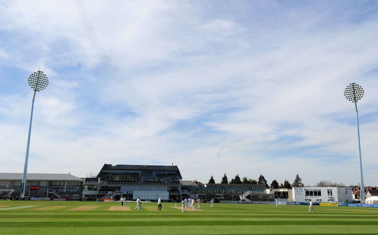 The County Ground, Bristol, |Gloucestershire v Derbyshire, Specsavers Championship Division Two, April 20, 2016