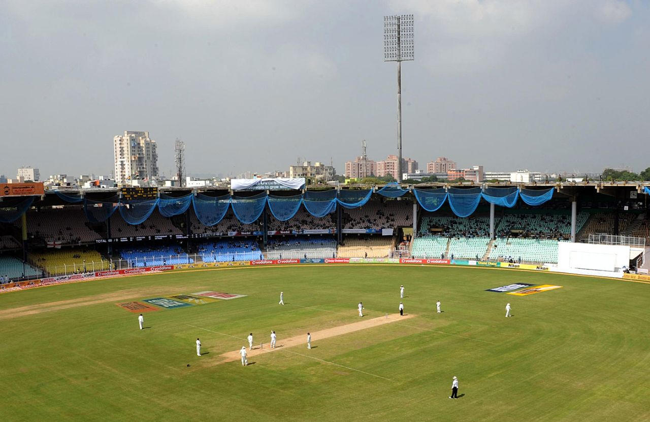 Overview of MA Chidambaram Stadium in Chepauk, India v England, 1st Test, Chennai, 1st day, December 11, 2008