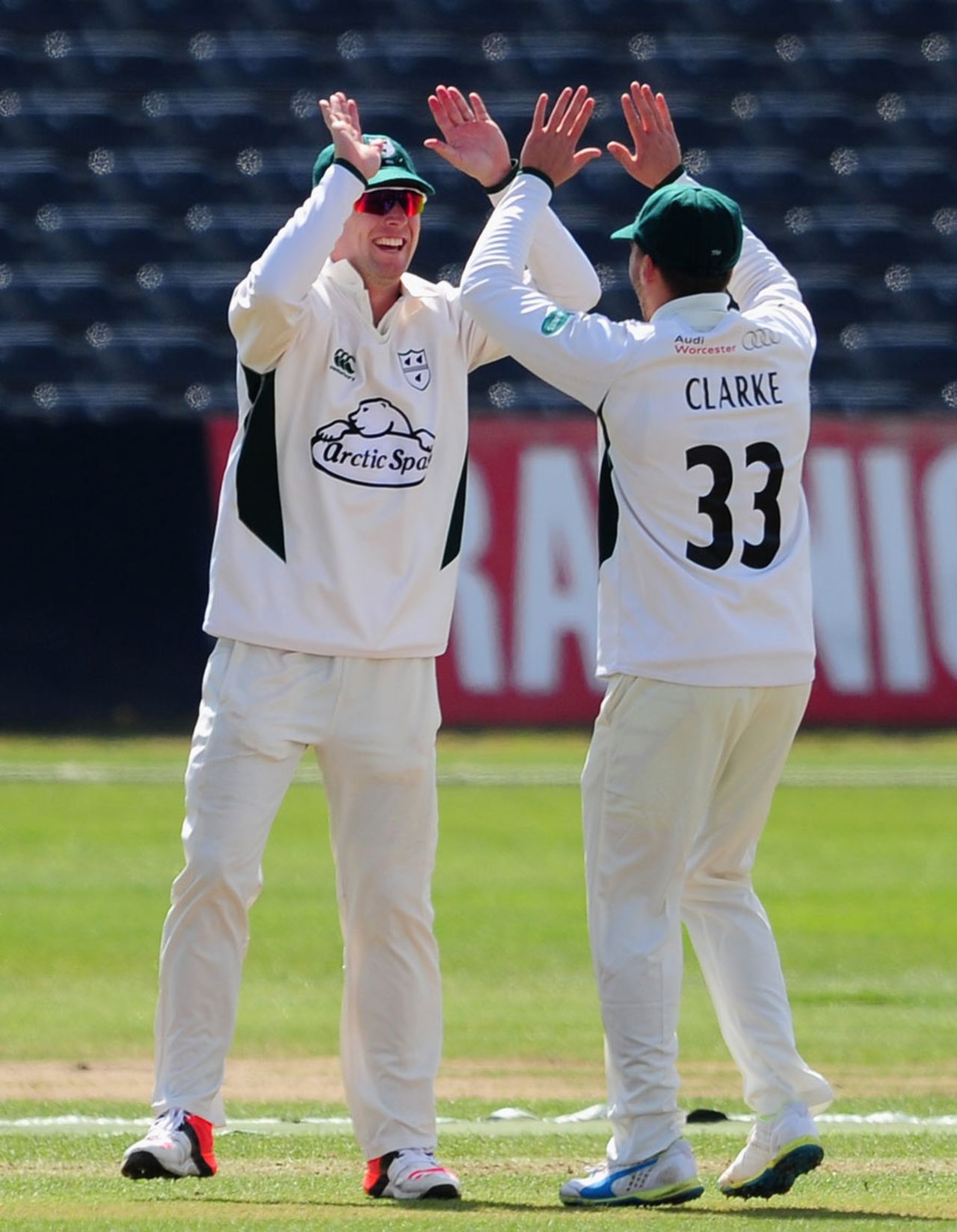 Matt Henry is congratulated after running out Cameron Bancroft, Gloucestershire v Worcestershire, County Championship, Division Two, Bristol, 1st day, April 24, 2015