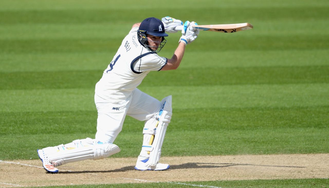 Ian Bell steers through the covers, Warwickshire v Yorkshire, County Championship, Division One, Edgbaston, 3rd day, April 26, 2015