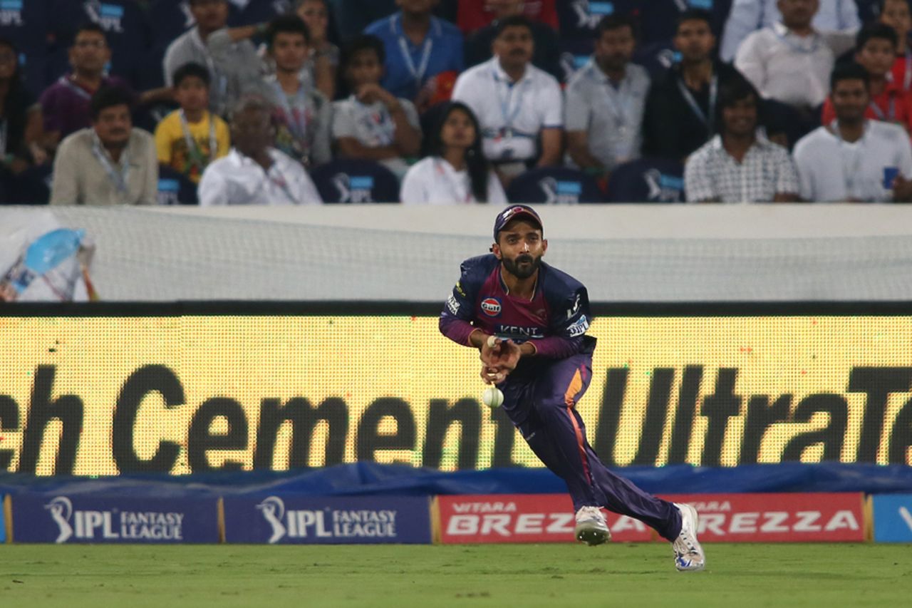 Ajinkya Rahane drops Shikhar Dhawan at long-off, Sunrisers Hyderabad v Rising Pune Supergiants, IPL 2016, Hyderabad, April 26, 2016