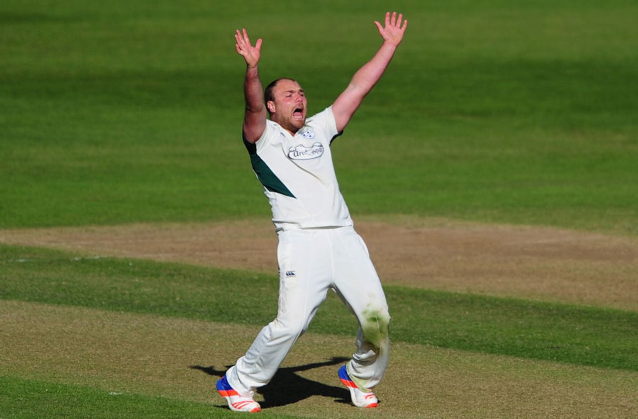 Joe Leach appeals for a Surrey wicket, Surrey v Somerset, Specsavers Championship Division One, April 17, 2016