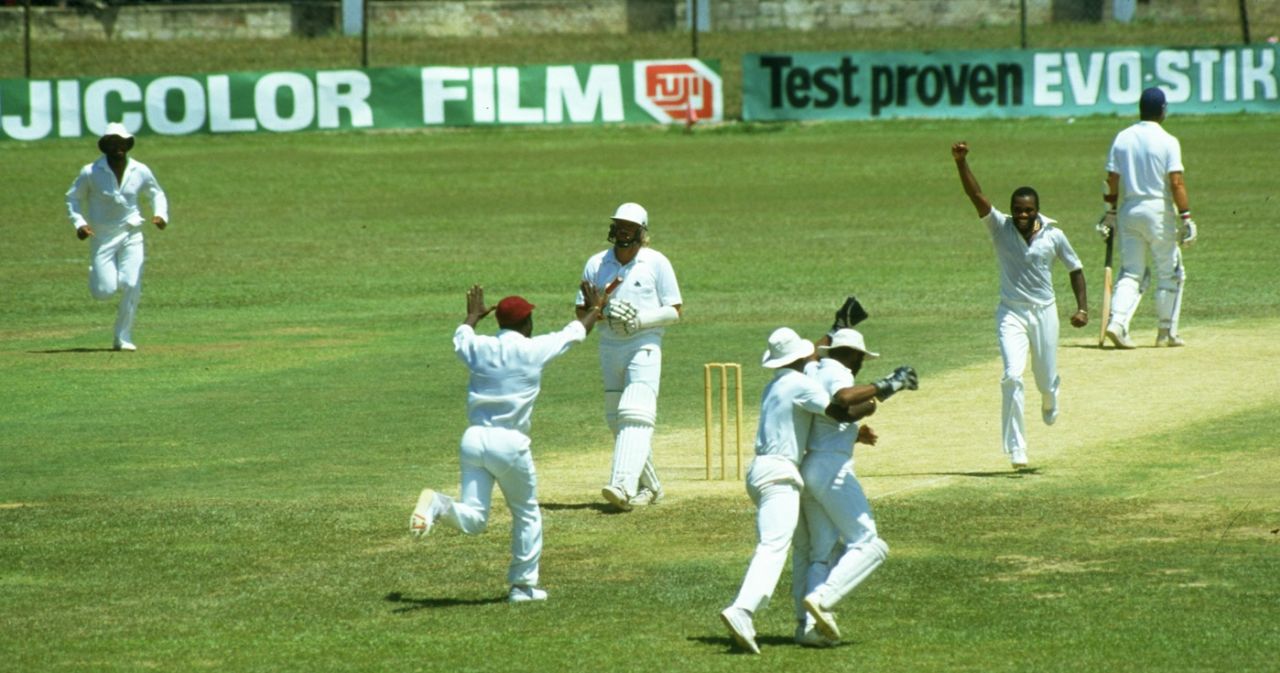 Ian Botham is caught behind by Thelston Payne off Malcolm Marshall, West Indies v England, 2nd Test, Port-of-Spain, 4th day, March 11, 1986