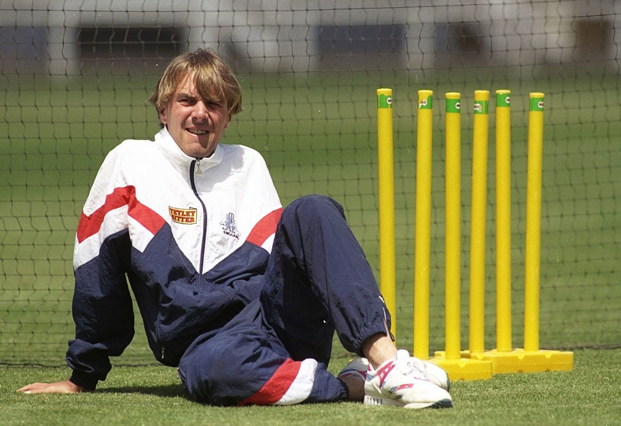 Phil Tufnell relaxes, New Zealand, 1992