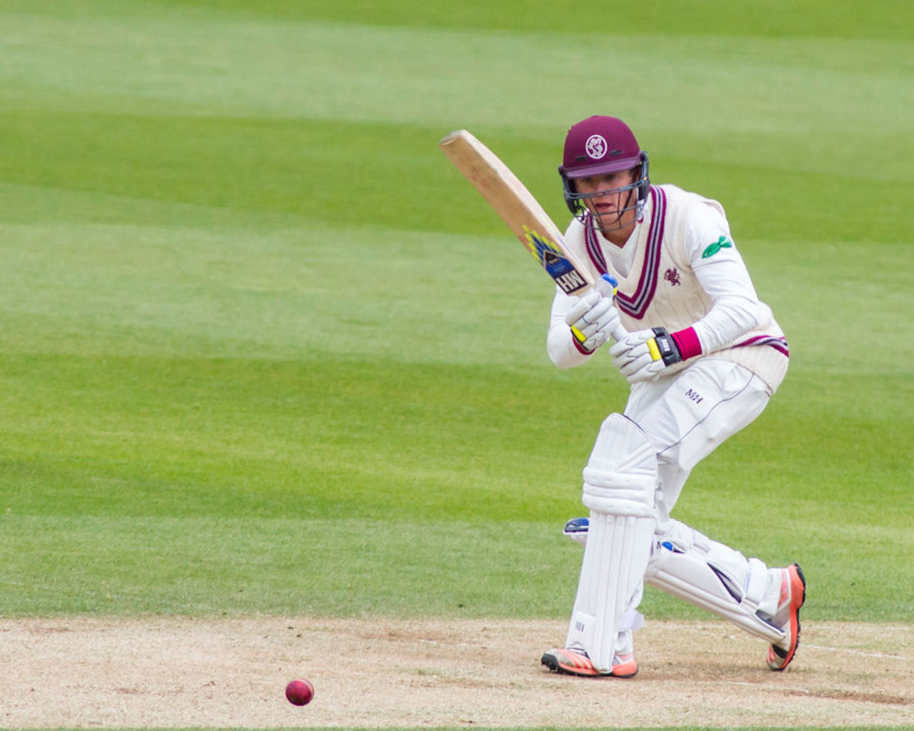 Tom Abell backed up Andy Flower's praise with a century at Edgbaston, Warwickshire v Somerset, Specsavers Championship Div 1, Edgbaston, May 8, 2016