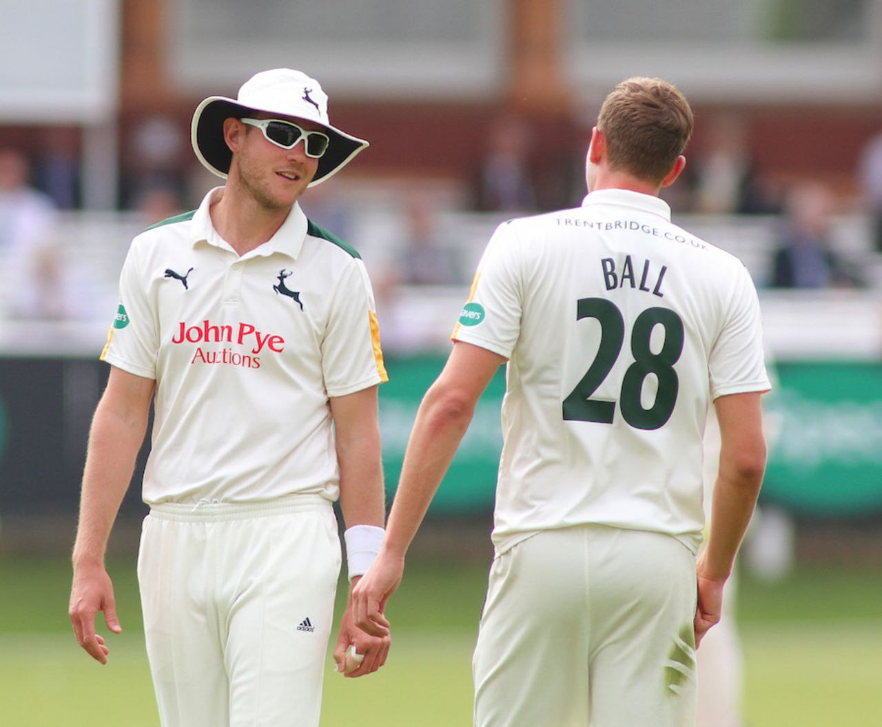 An England pairing? Stuart Broad chats with Jake Ball, Middlesex v Nottinghamshire, County Championship, Division One, Lord's, 2nd day, May 9, 2016