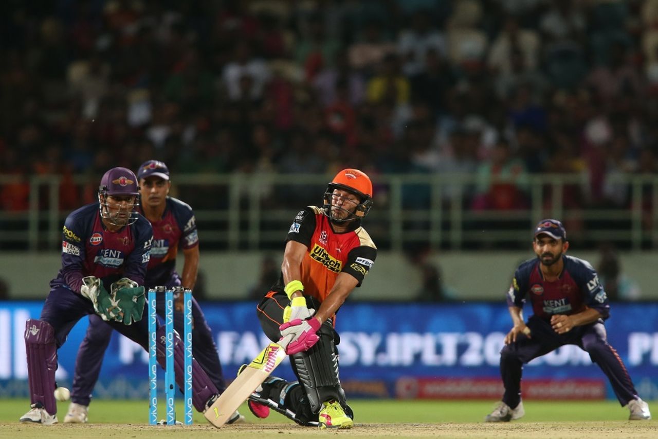 Yuvraj Singh sweeps the ball, Rising Pune Supergiants v Sunrisers Hyderabad, IPL 2016, Visakhapatnam, May 10, 2016