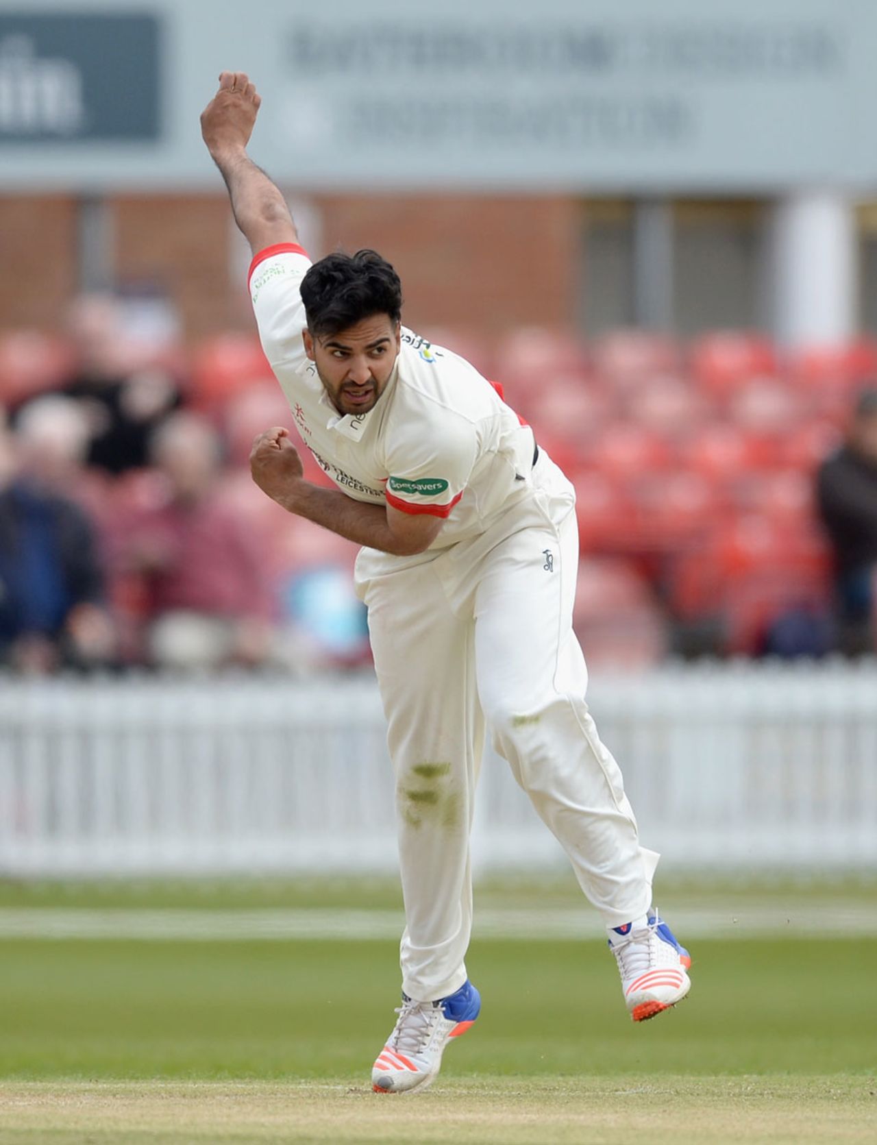 Atif Sheikh bowled quickly but only picked up 1 for 86, Leicestershire v Sri Lankans, Tour match, Grace Road, 2nd day, May 14, 2016