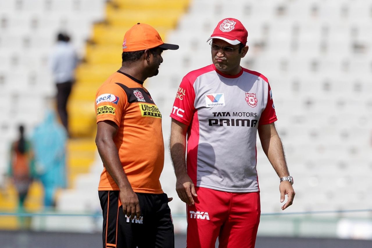 Legends catch up - Muttiah Muralitharan and Virender Sehwag have a word, Kings XI Punjab v Sunrisers Hyderabad, IPL 2016, Mohali, May 15, 2016