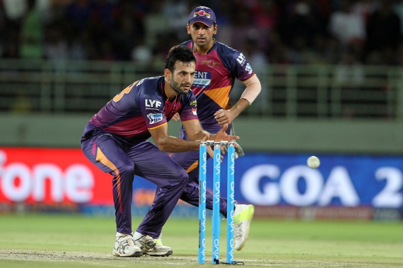 Irfan Pathan is a picture of concentration as he collects the ball, Rising Pune Supergiants v Delhi Daredevils, IPL 2016, Visakhapatnam, May 17, 2016