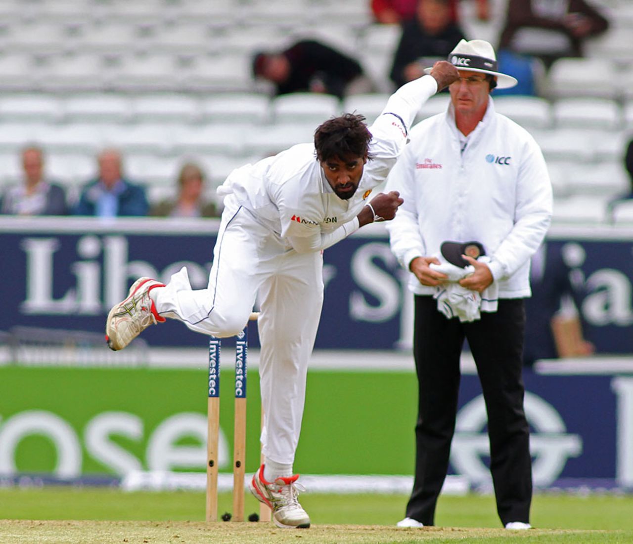 Nuwan Pradeep bowled a testing first spell, England v Sri Lanka, 1st Test, Headingley, 1st day, May 19, 2016