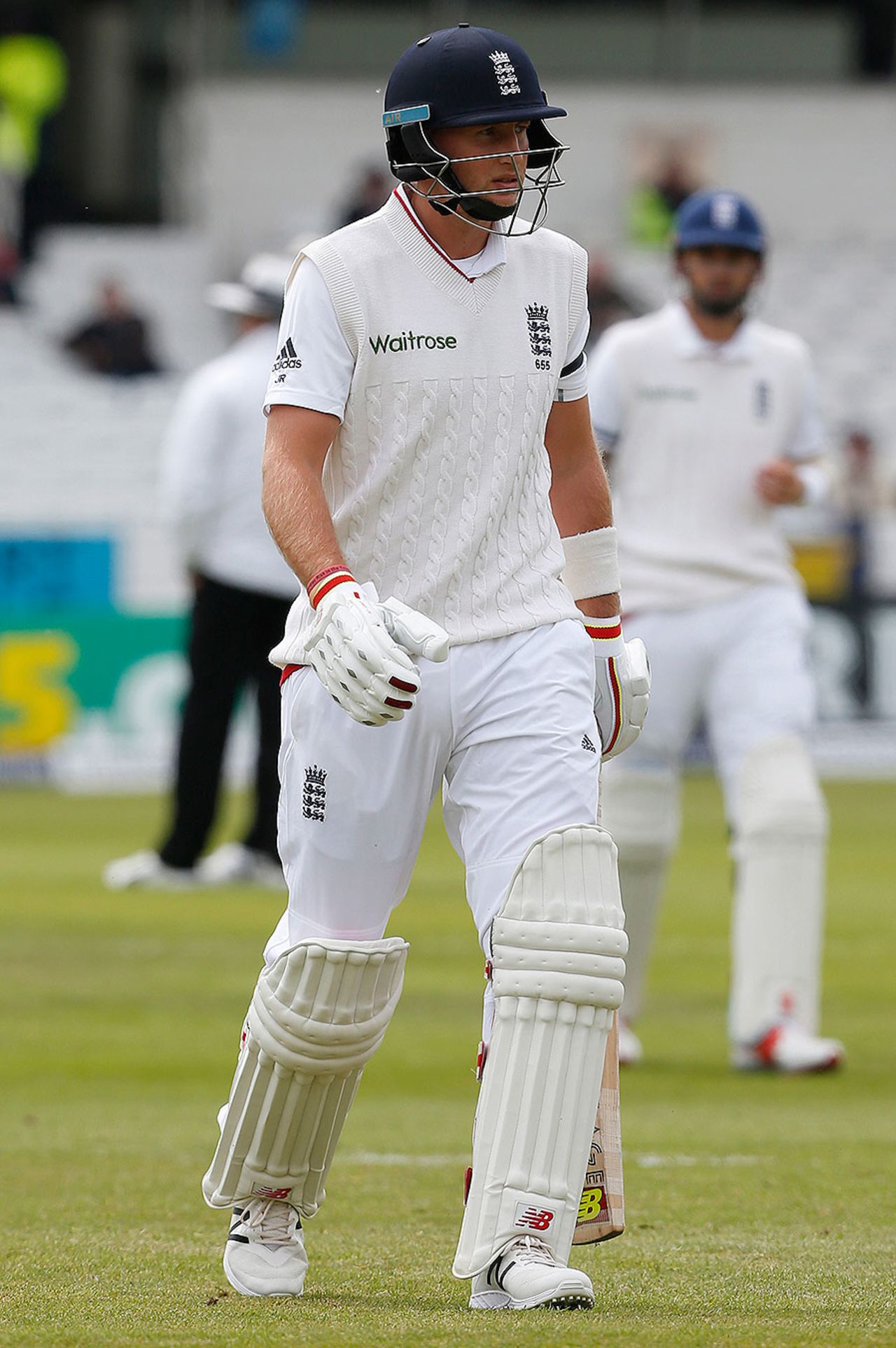 Joe Root departs for a seven-ball duck, England v Sri Lanka, 1st Test, Headingley, 1st day, May 19, 2016