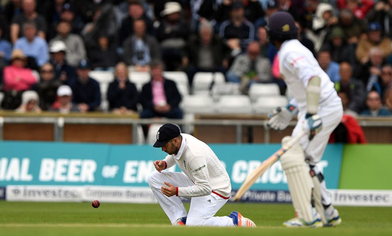James Vince dropped Kusal Mendis on 47, England v Sri Lanka, 1st Test, Headingley, 3rd day, May 21, 2016