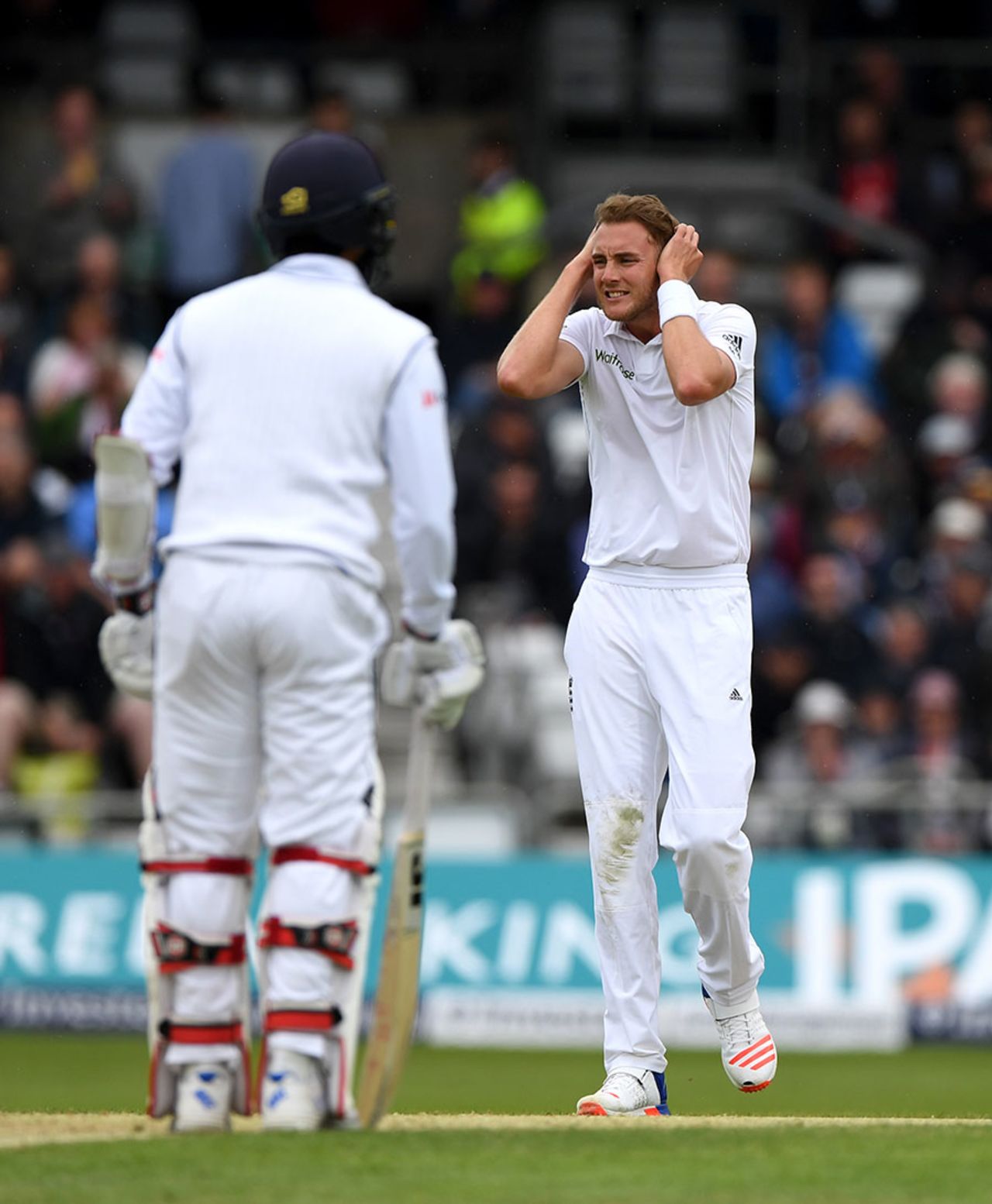 Stuart Broad was aghast at the dropped catch off Kusal Mendis, on 47, England v Sri Lanka, 1st Test, Headingley, 3rd day, May 21, 2016