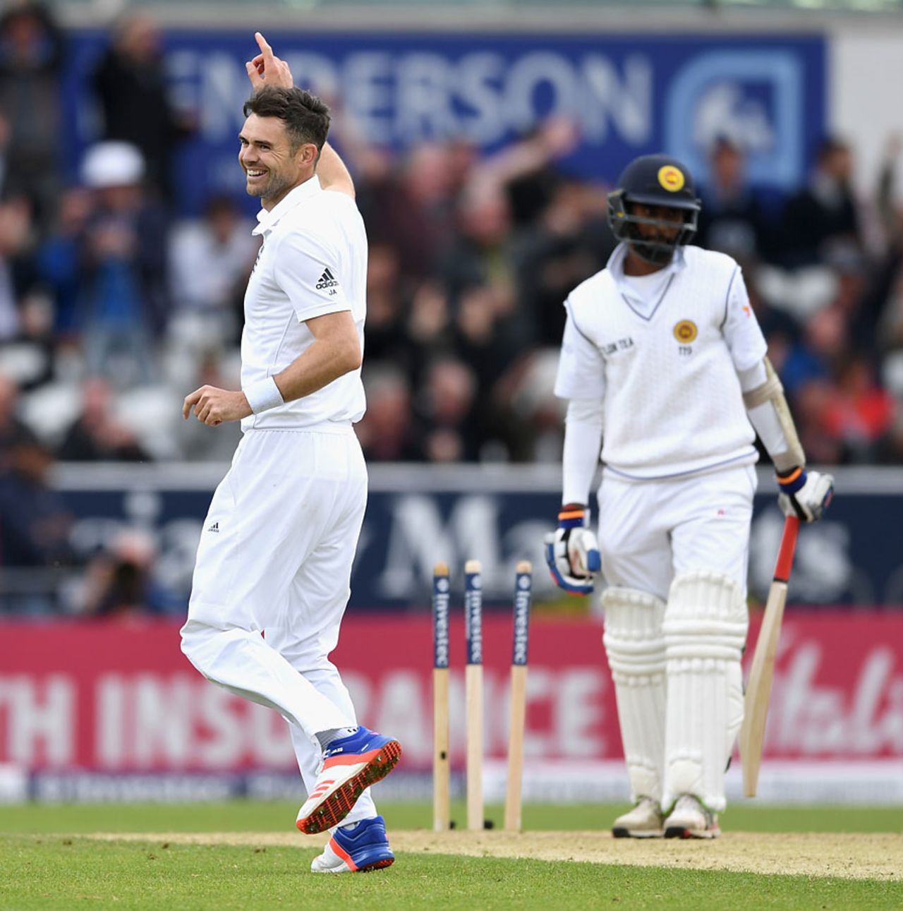 James Anderson sealed victory by bowling Nuwan Pradeep, England v Sri Lanka, 1st Test, Headingley, 3rd day, May 21, 2016