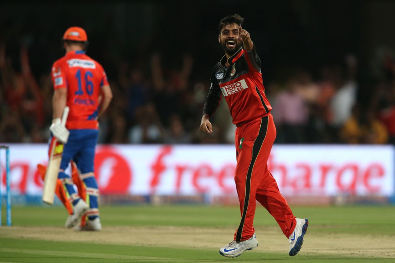 Iqbal Abdulla celebrates the wicket of Aaron Finch, Gujarat Lions v Royal Challengers Bangalore, IPL 2016, Qualifier 1, Bangalore, May 24, 2016