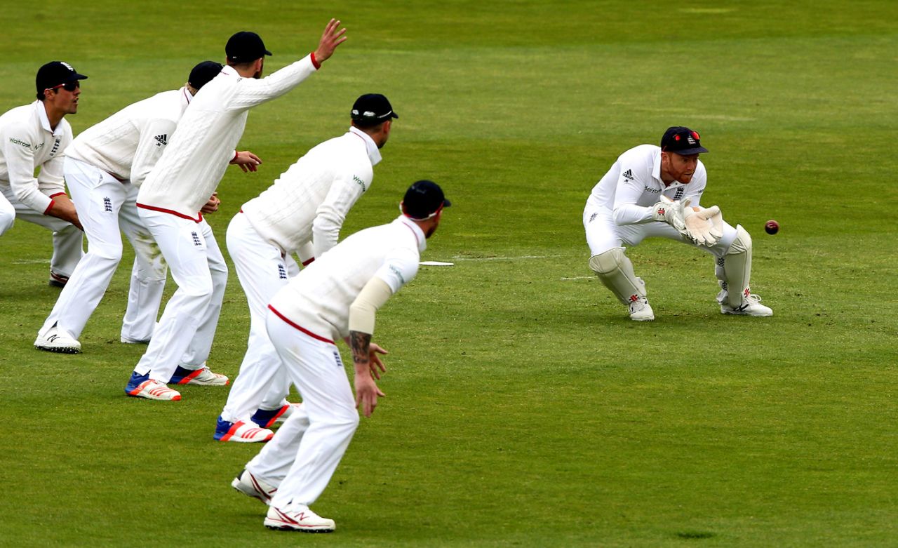 Jonny Bairstow takes a catch, England v Sri Lanka, 1st Test, Headingley, 2nd day, May 20, 2016