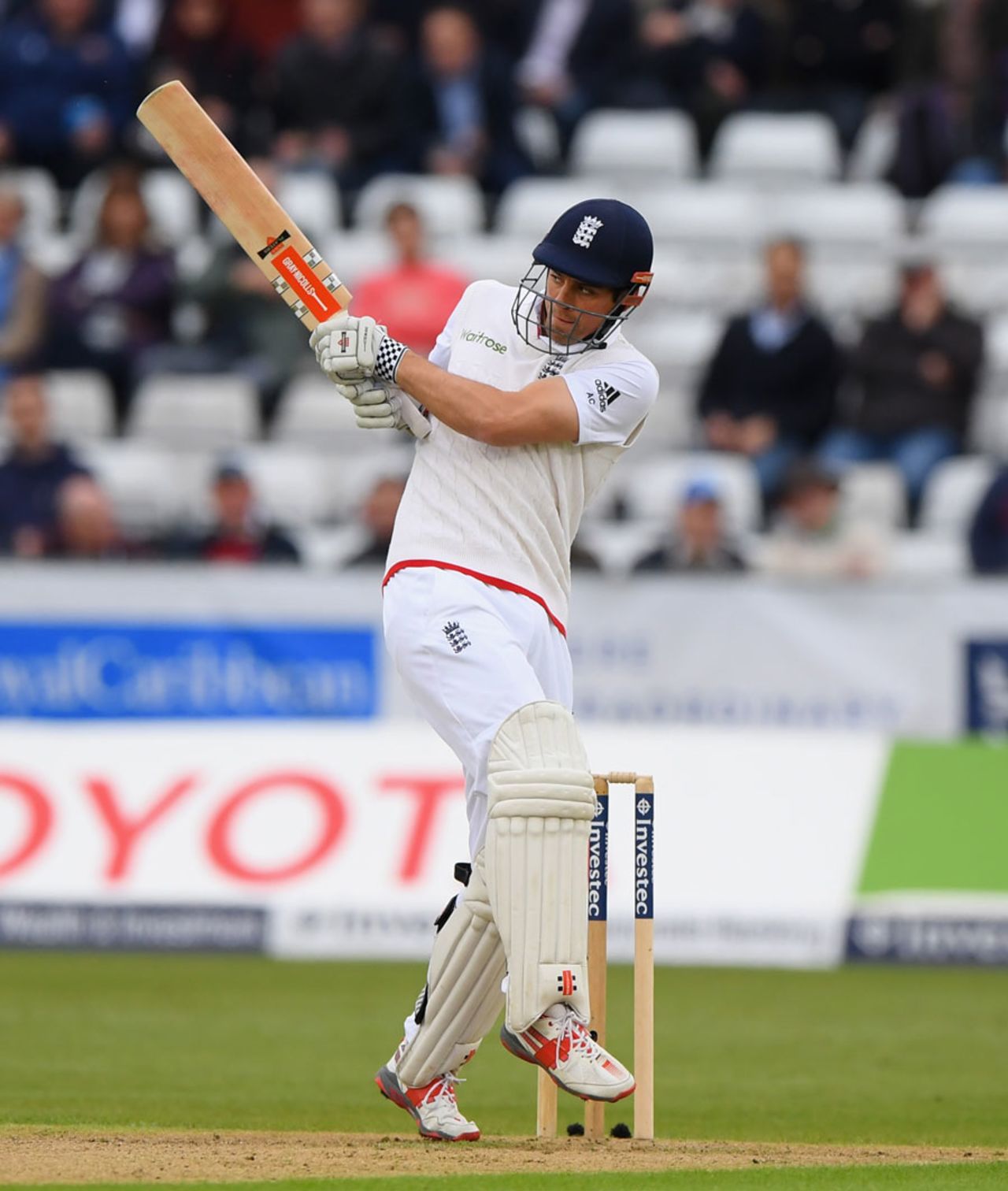 Alastair Cook pulls a delivery, England v Sri Lanka, 2nd Test, Chester-le-Street, 1st day, May 27, 2016