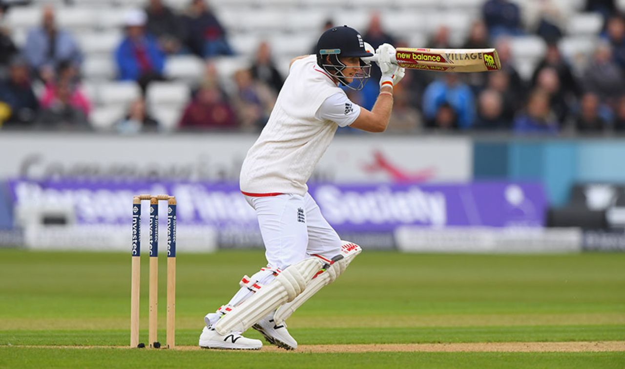 Joe Root drives through the covers, England v Sri Lanka, 2nd Test, Chester-le-Street, 1st day, May 27, 2016