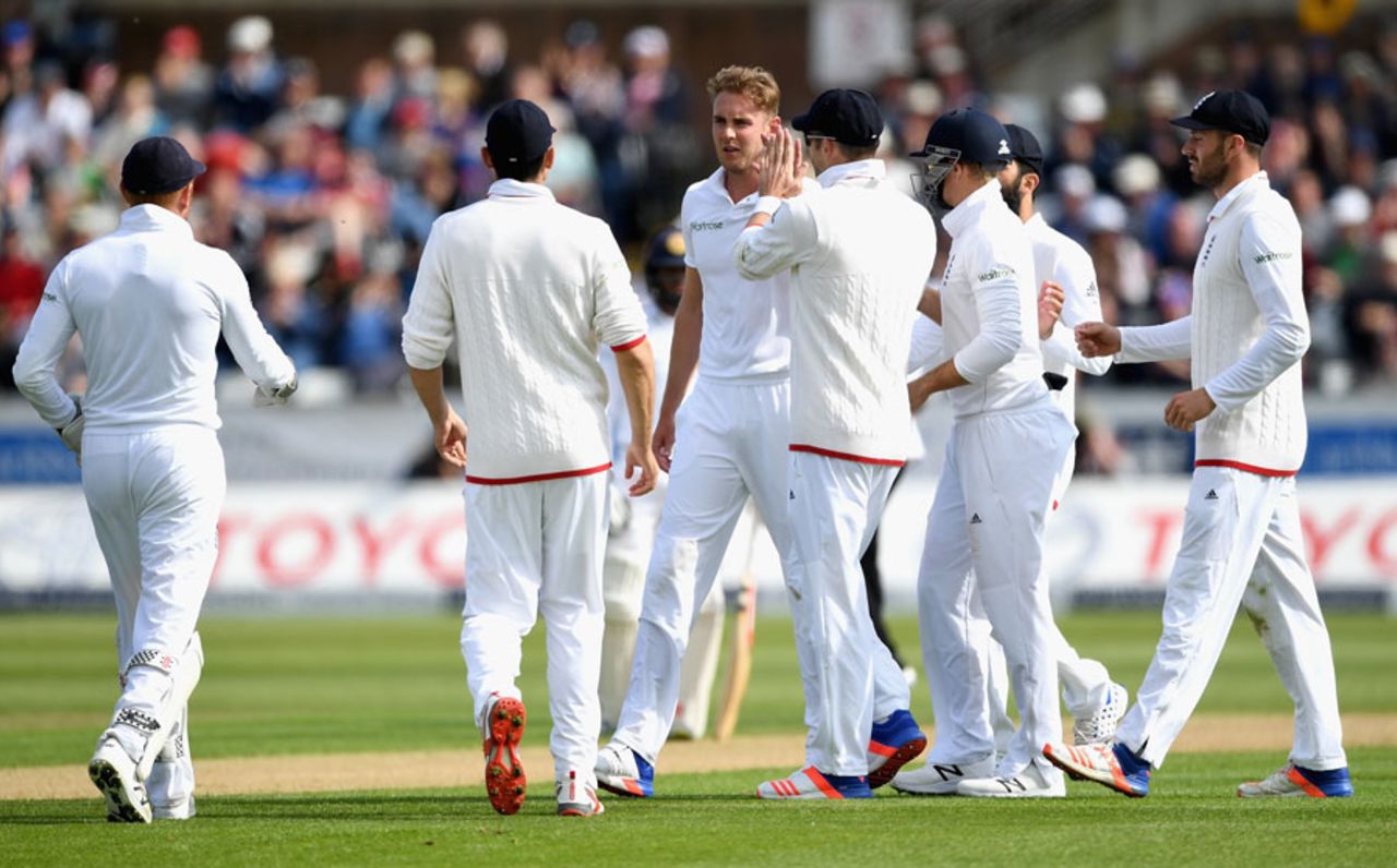 Stuart Broad celebrates another breakthrough, England v Sri Lanka, 2nd Test, Chester-le-Street, 2nd day, May 28, 2016