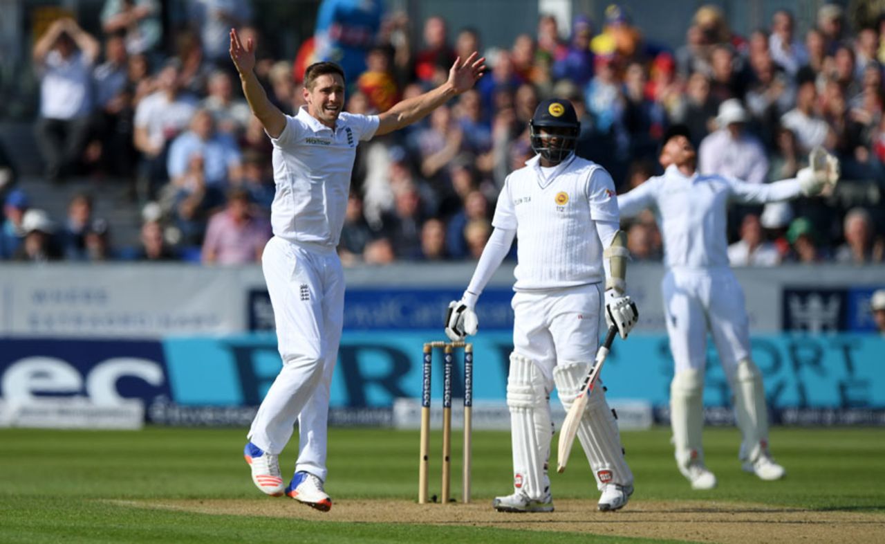 Chris Woakes induced a thin edge behind from Angelo Mathews, England v Sri Lanka, 2nd Test, Chester-le-Street, 2nd day, May 28, 2016