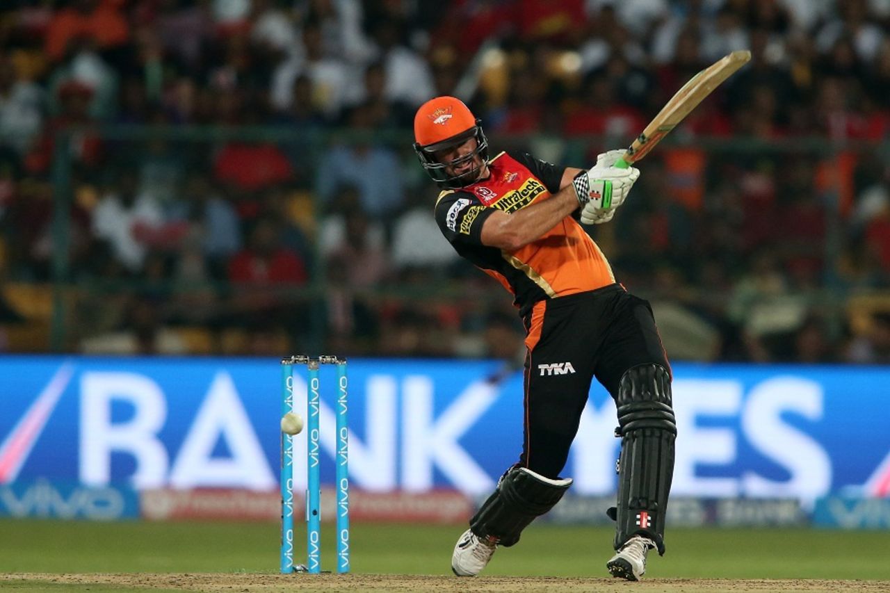 Ben Cutting smashed an unbeaten 39 off 15 balls, Royal Challengers Bangalore v Sunrisers Hyderabad, IPL 2016, final, Bangalore, May 29, 2016