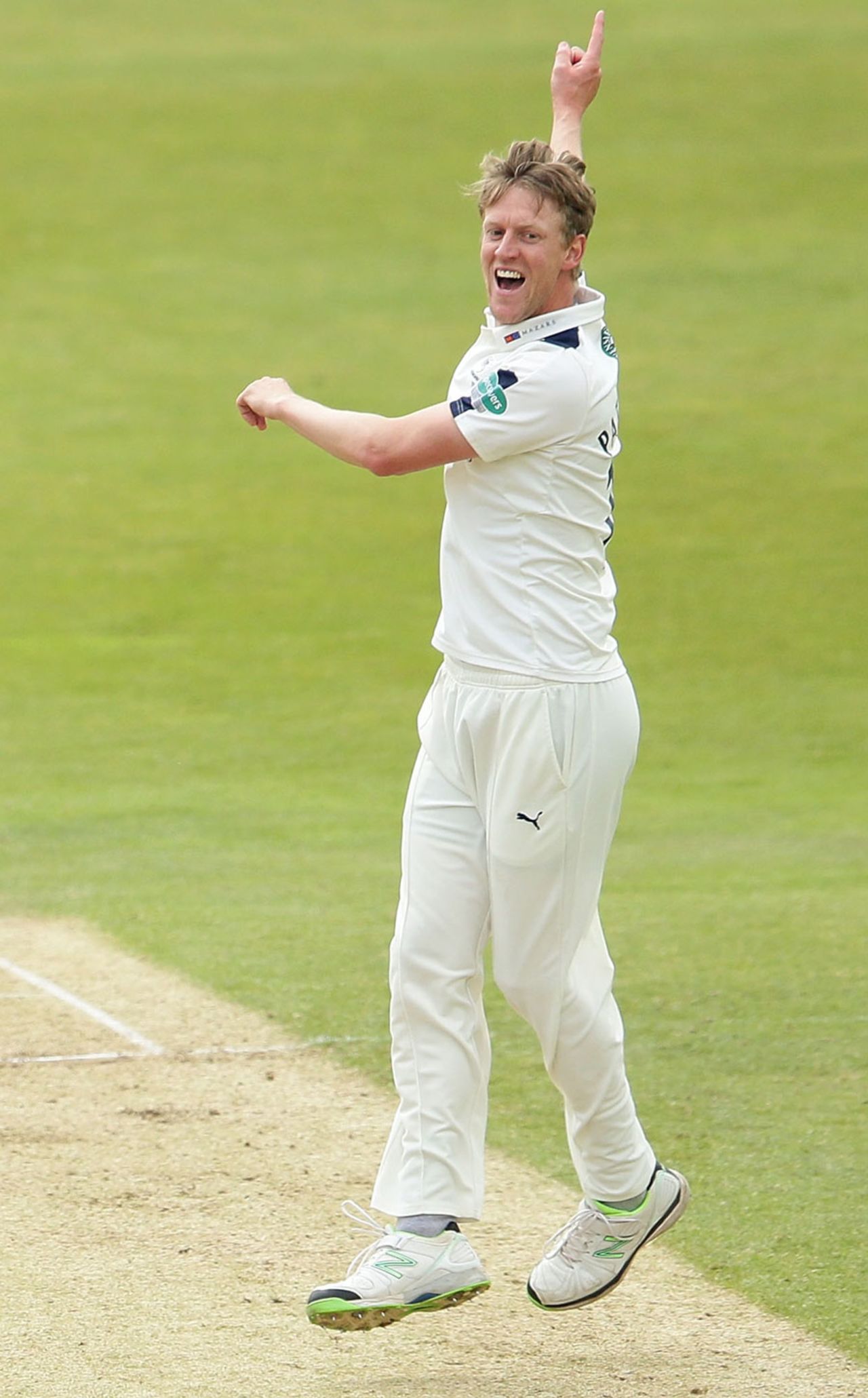 Steven Patterson made the opening breakthrough, Yorkshire v Lancashire, County Championship, Division One, Headingley, 2nd day, May 30, 2016