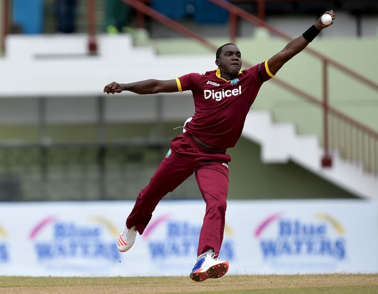Jerome Taylor dropped two return catches, West Indies v South Africa, ODI tri-series, 1st match, Providence, June 3, 2016