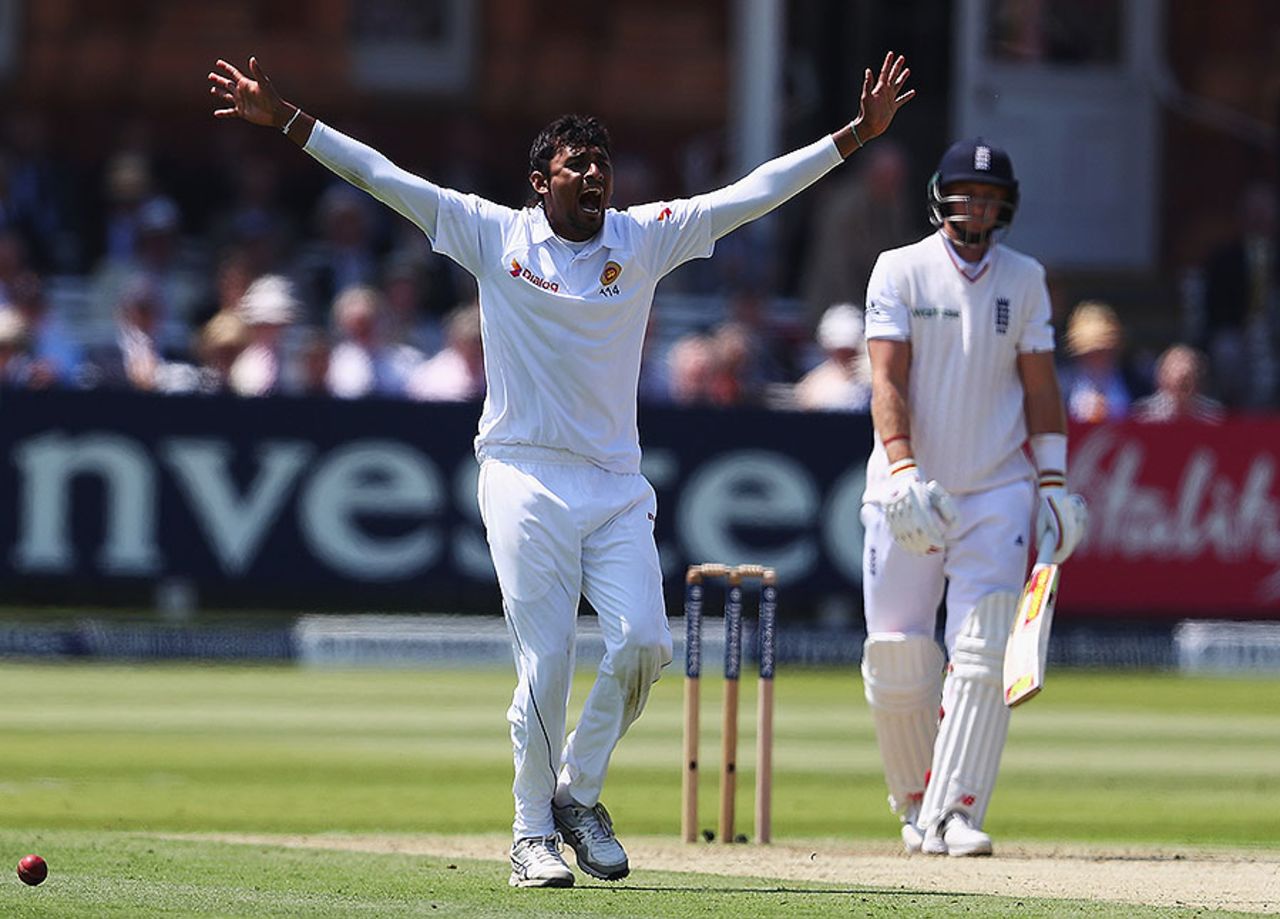 Suranga Lakmal appeals for lbw against Joe Root, who was given out on review, England v Sri Lanka, 3rd Investec Test, Lord's, 1st day, June 9, 2016
