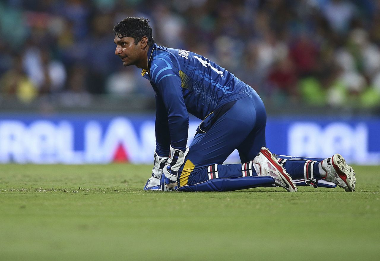 Kumar Sangakkara looks on as Australia pile on the runs, Australia v Sri Lanka, World Cup 2015, Group A, Sydney, March 8, 2015