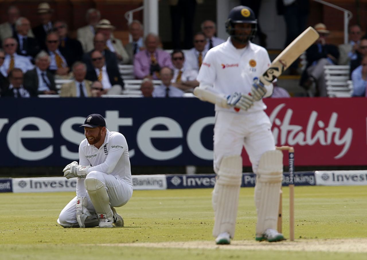 Jonny Bairstow dropped an chance early in Sri Lanka's innings, England v Sri Lanka, 3rd Investec Test, Lord's, 2nd day, June 10, 2016