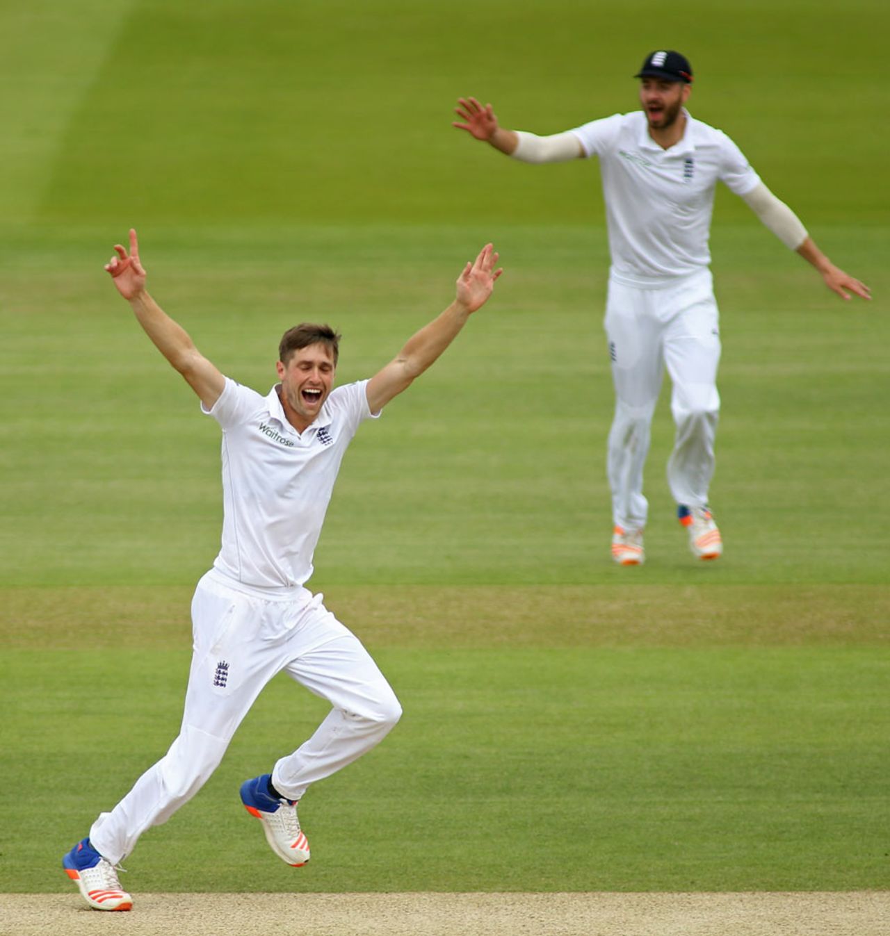 Chris Woakes struck with his first ball of the morning, England v Sri Lanka, 3rd Investec Test, Lord's, 3rd day, June 11, 2016