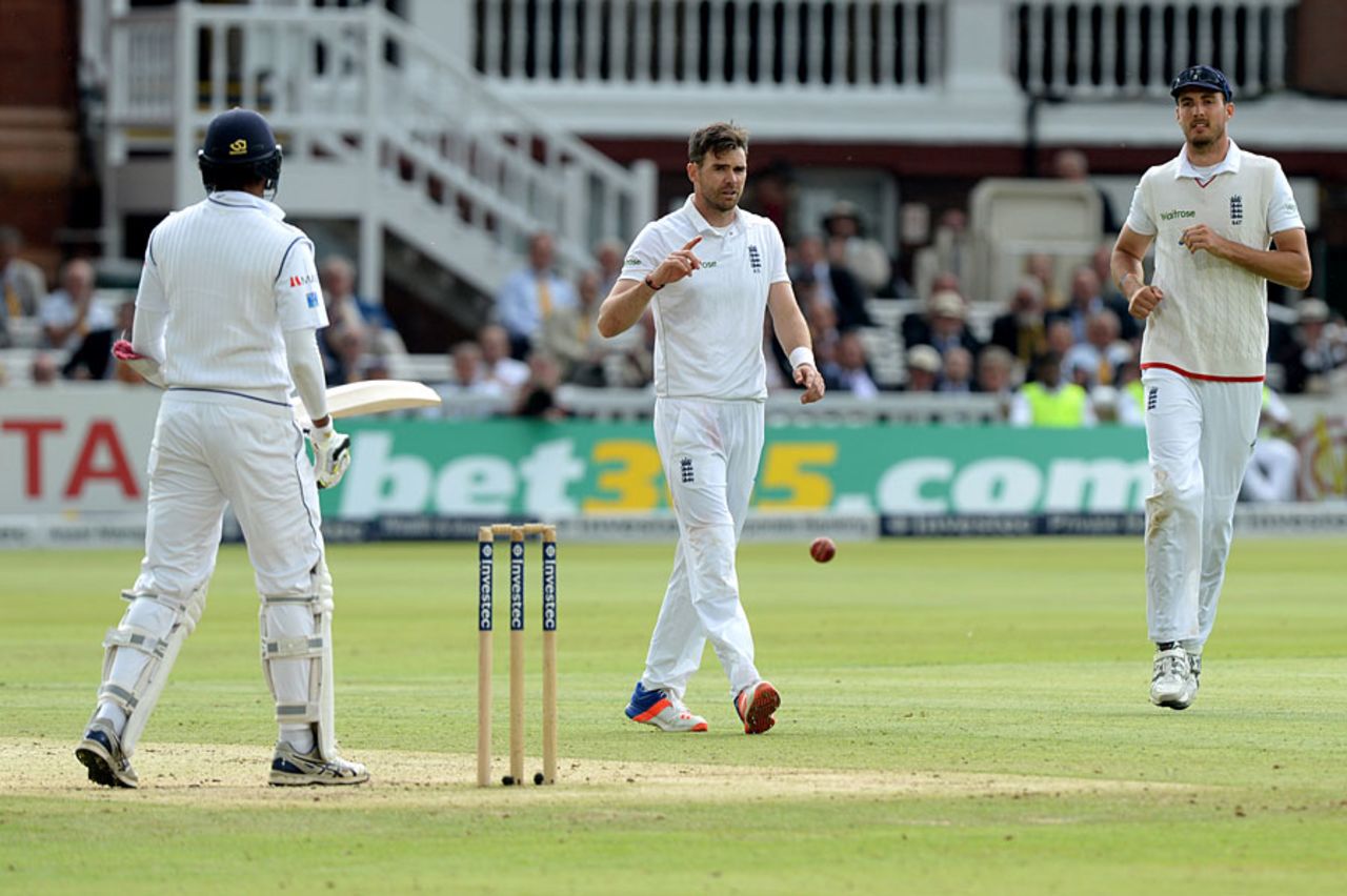 James Anderson help wrapped up the innings, England v Sri Lanka, 3rd Investec Test, Lord's, 3rd day, June 11, 2016